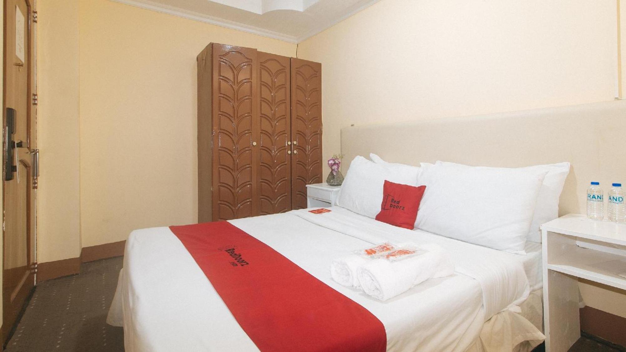 Reddoorz Premium At The Grand Peninsula Suites Balanga Exterior foto